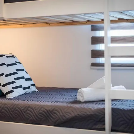 La Casita Del Naranjo Con Piscina Independiente Nyaraló