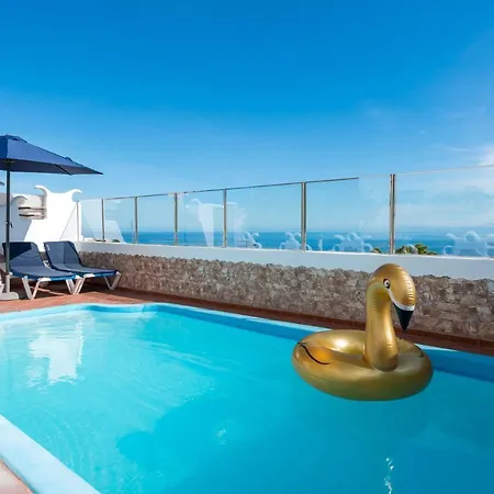 La Casita Del Naranjo Con Piscina Independiente Hébergement de vacances *