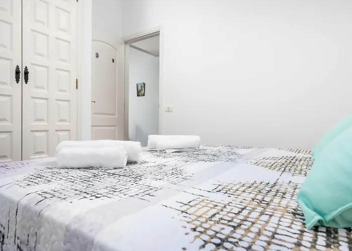 La Casita Del Naranjo Con Piscina Independiente * 坎德拉里亚