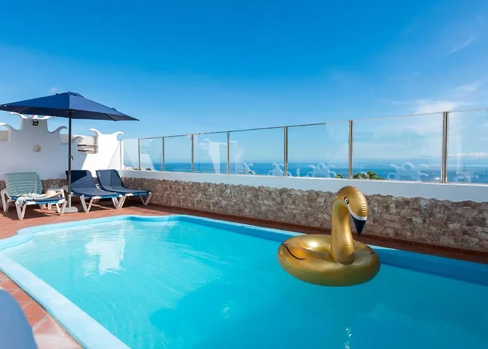 La Casita Del Naranjo Con Piscina Independiente Hébergement de vacances *