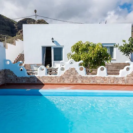 La Casita Del Naranjo Con Piscina Independiente